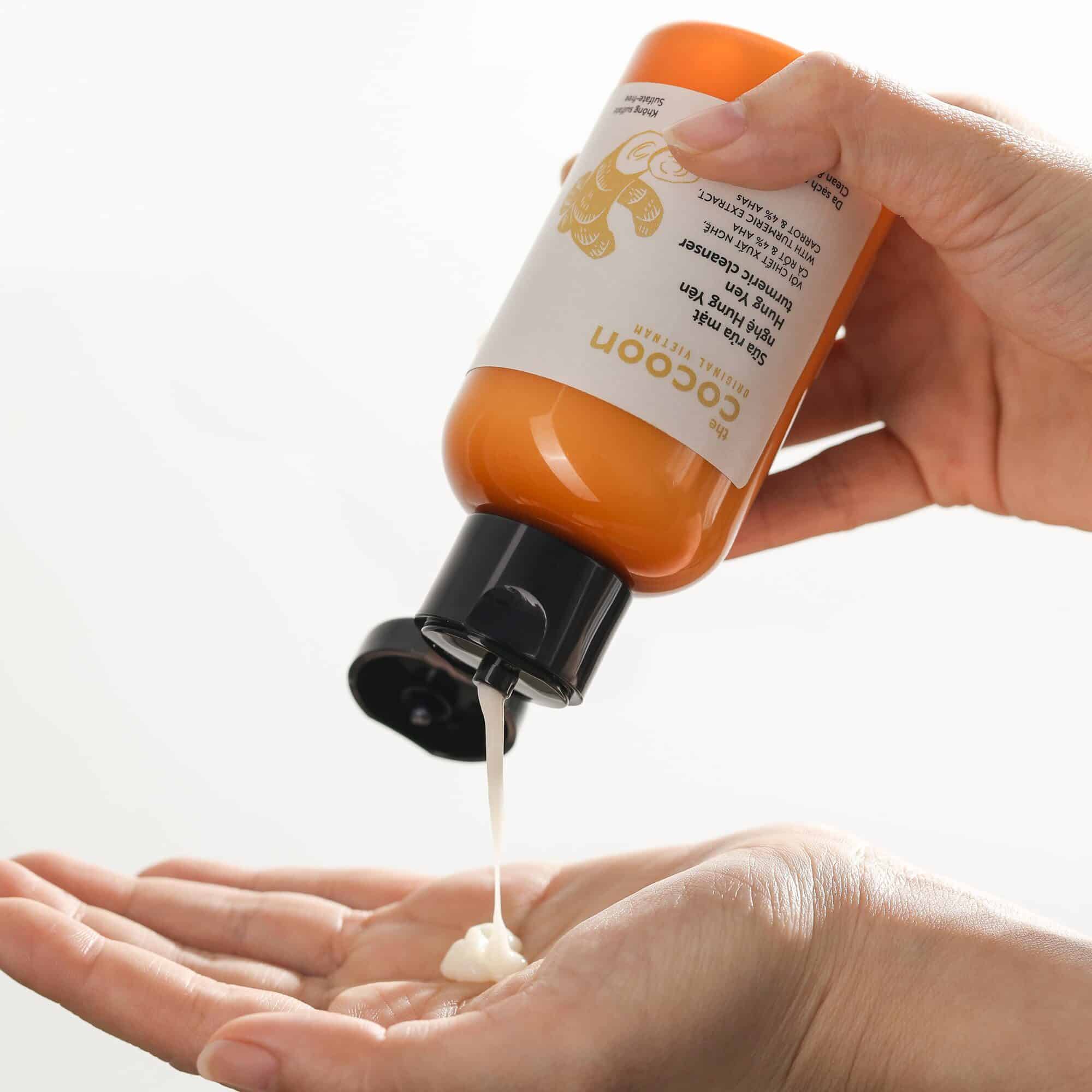 Cocoon Turmeric Cleanser 140ml 2